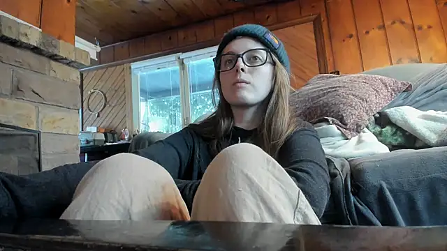 Snapshot of naturestwisted chatting on January 2025 09:29:01 PM naturestwisted online show from January 2025 09:29:01 PM