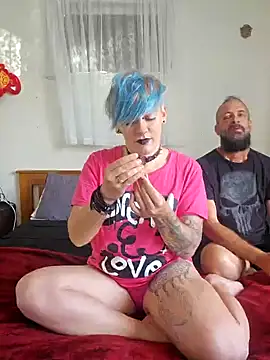 Snapshot of PinkTheHawk chatting on December 2024 09:23:01 PM PinkTheHawk online show from December 2024 09:23:01 PM