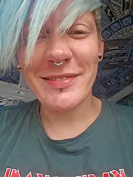 Snapshot of PinkTheHawk chatting on January 2025 08:58:02 PM PinkTheHawk online show from January 2025 08:58:02 PM