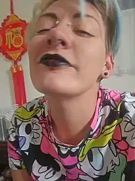 Snapshot of PinkTheHawk chatting on January 2025 11:59:01 PM PinkTheHawk online show from January 2025 11:59:01 PM