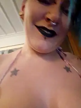 Snapshot of PinkTheHawk chatting on March 2026 10:10:01 AM PinkTheHawk online show from March 2026 10:10:01 AM