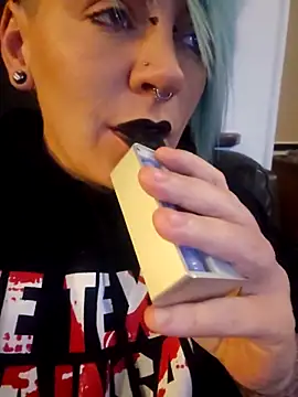 Snapshot of PinkTheHawk chatting on April 2026 10:57:02 AM PinkTheHawk online show from April 2026 10:57:02 AM