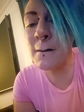 Snapshot of PinkTheHawk chatting on April 2026 08:41:02 AM PinkTheHawk online show from April 2026 08:41:02 AM