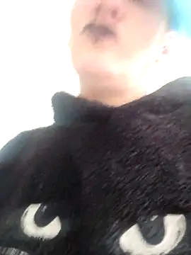 Snapshot of PinkTheHawk chatting on April 2026 11:22:02 PM PinkTheHawk online show from April 2026 11:22:02 PM