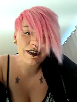 Snapshot of PinkTheHawk chatting on May 2026 02:41:02 AM PinkTheHawk online show from May 2026 02:41:02 AM
