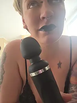 PinkTheHawk online show from July 2026 01:31:02 AM