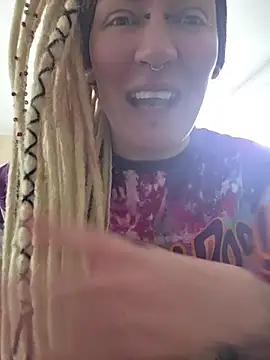 PinkTheHawk online show from July 2026 11:52:02 PM