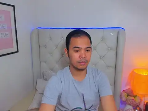 Snapshot of AsianZero chatting on March 2026 05:06:01 PM AsianZero online show from March 2026 05:06:01 PM