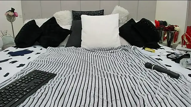 Snapshot of boobies4fun chatting on January 2025 01:56:02 PM boobies4fun online show from January 2025 01:56:02 PM