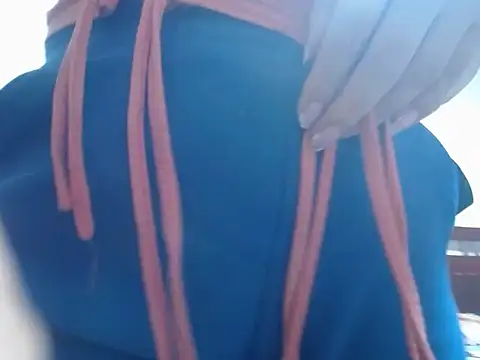 Mia davis01 online show from January 2026 07:02:01 AM