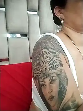 chelaqueen  online show from June 2026 06:58:02 PM
