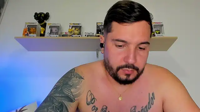 Snapshot of camilo_restrepo21 chatting on June 2026 02:03:01 AM camilo restrepo21 online show from June 2026 02:03:01 AM