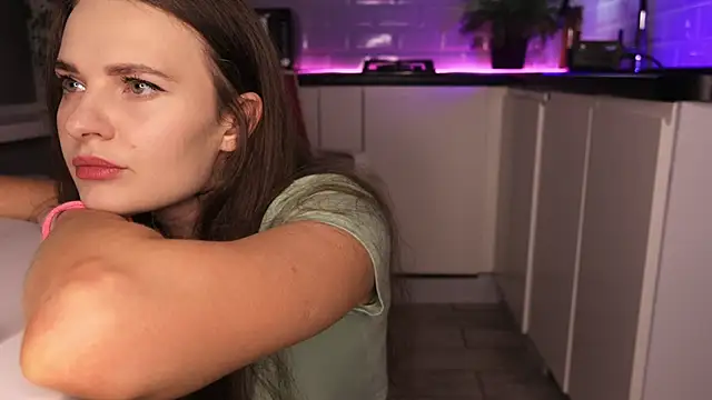 Snapshot of YOUR_SWEET_DREAM chatting on February 2025 03:26:01 PM YOUR SWEET DREAM online show from February 2025 03:26:01 PM