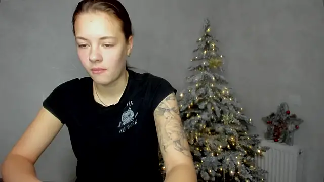 Snapshot of why_again_me chatting on December 2024 01:54:02 PM why again me online show from December 2024 01:54:02 PM