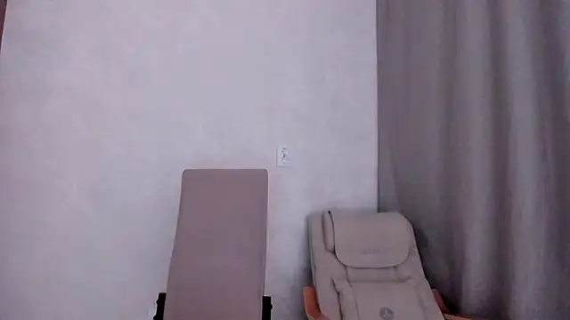 Snapshot of why_again_me chatting on January 2025 02:36:01 PM why again me online show from January 2025 02:36:01 PM