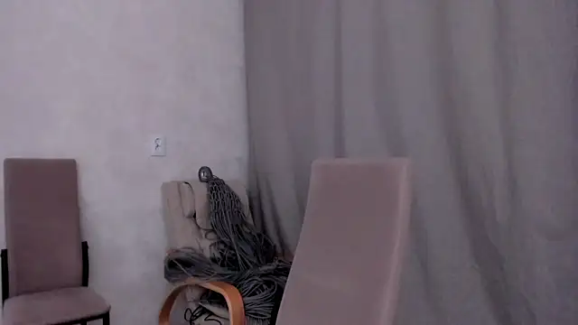 Snapshot of why_again_me chatting on February 2025 07:17:02 PM why again me online show from February 2025 07:17:02 PM