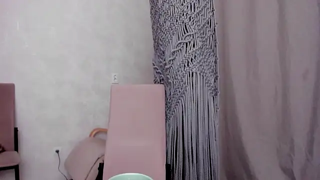 Snapshot of why_again_me chatting on March 2025 08:37:02 PM why again me online show from March 2025 08:37:02 PM