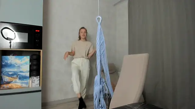 why again me online show from November 2025 07:51:02 PM