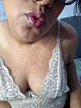 ZaidaWet online show from November 2025 11:46:01 AM