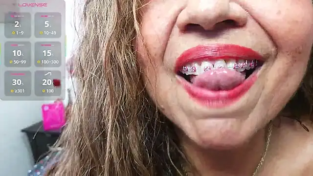 Snapshot of matureluna chatting on March 2026 04:56:02 PM matureluna online show from March 2026 04:56:02 PM