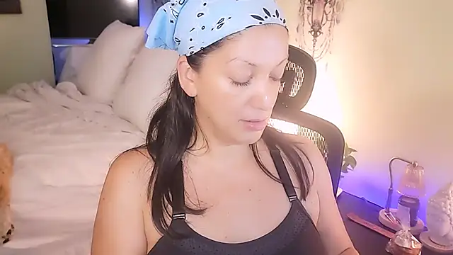 Wonderful Woman online show from September 2025 01:18:01 AM