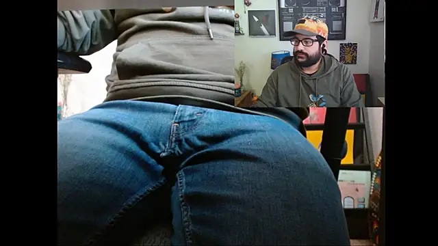 Snapshot of omgastraightdude chatting on April 2026 07:42:01 PM omgastraightdude online show from April 2026 07:42:01 PM