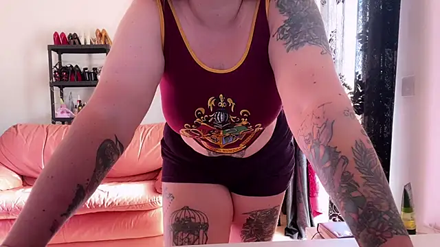 Snapshot of kisicaxx chatting on September 2025 06:46:01 AM kisicaxx online show from September 2025 06:46:01 AM