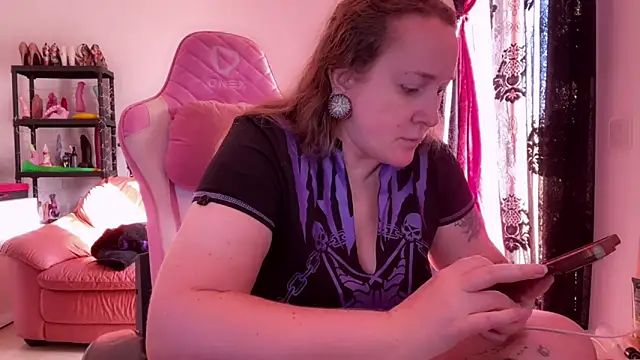 Snapshot of kisicaxx chatting on November 2025 07:52:02 AM kisicaxx online show from November 2025 07:52:02 AM