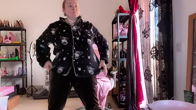 Snapshot of kisicaxx chatting on November 2025 06:35:02 AM kisicaxx online show from November 2025 06:35:02 AM