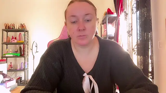 Snapshot of kisicaxx chatting on December 2025 09:26:02 AM kisicaxx online show from December 2025 09:26:02 AM