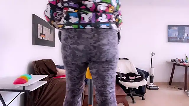 Snapshot of kisicaxx chatting on January 2026 12:51:02 PM kisicaxx online show from January 2026 12:51:02 PM