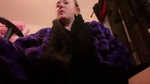 Snapshot of kisicaxx chatting on January 2026 10:00:02 PM kisicaxx online show from January 2026 10:00:02 PM