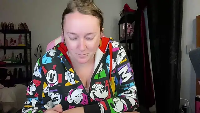 Snapshot of kisicaxx chatting on January 2026 08:34:02 PM kisicaxx online show from January 2026 08:34:02 PM