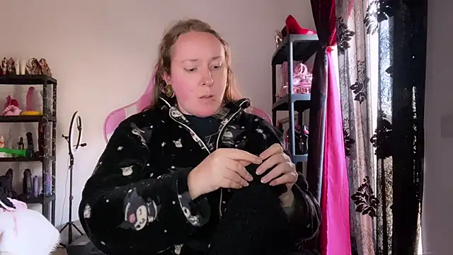 Snapshot of kisicaxx chatting on February 2026 02:33:01 PM kisicaxx online show from February 2026 02:33:01 PM