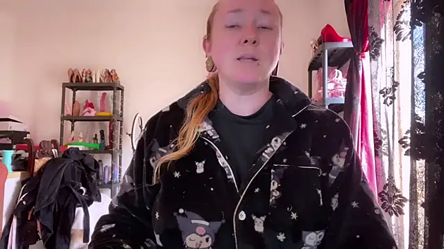 Snapshot of kisicaxx chatting on February 2026 11:22:01 AM kisicaxx online show from February 2026 11:22:01 AM