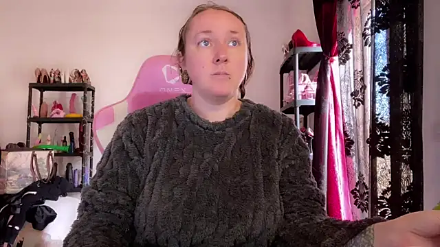 Snapshot of kisicaxx chatting on February 2026 11:53:02 AM kisicaxx online show from February 2026 11:53:02 AM