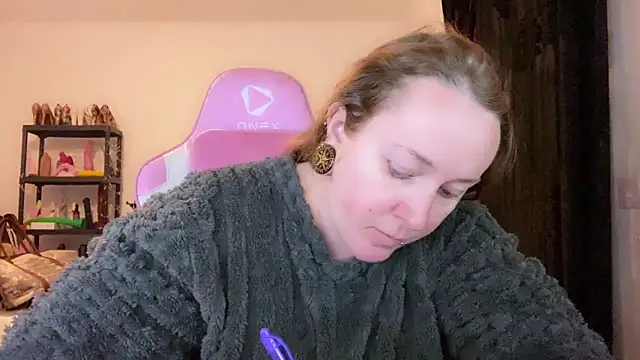 Snapshot of kisicaxx chatting on March 2026 06:43:01 PM kisicaxx online show from March 2026 06:43:01 PM