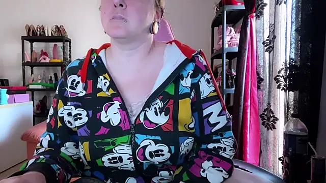 Snapshot of kisicaxx chatting on March 2026 02:32:01 PM kisicaxx online show from March 2026 02:32:01 PM