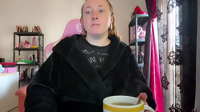 Snapshot of kisicaxx chatting on March 2026 02:17:01 PM kisicaxx online show from March 2026 02:17:01 PM