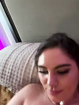 Snapshot of lovely_beast chatting on January 2025 07:59:02 PM lovely beast online show from January 2025 07:59:02 PM