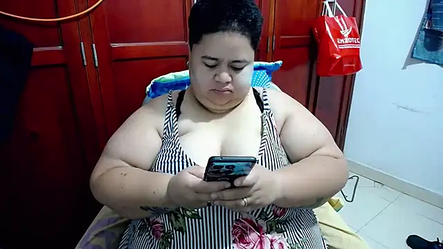hotlesby4uxxx online show from May 2026 02:01:02 PM