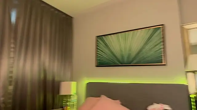 Snapshot of _nitro_emily_ chatting on March 2026 03:23:01 AM nitro emily online show from March 2026 03:23:01 AM