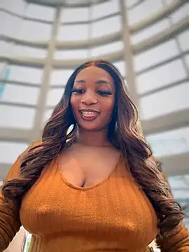 Snapshot of __Nessa__ chatting on December 2024 12:59:02 PM   Nessa   online show from December 2024 12:59:02 PM