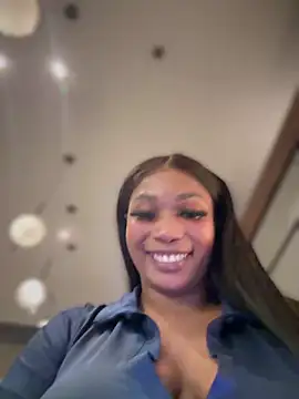 Snapshot of __Nessa__ chatting on January 2025 06:43:01 PM   Nessa   online show from January 2025 06:43:01 PM