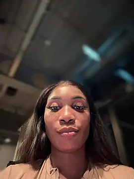 Snapshot of __Nessa__ chatting on February 2025 11:45:02 AM   Nessa   online show from February 2025 11:45:02 AM