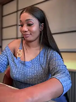 Snapshot of __Nessa__ chatting on February 2025 03:10:02 PM   Nessa   online show from February 2025 03:10:02 PM