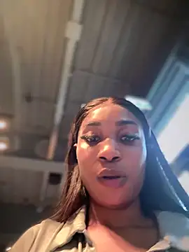 Snapshot of __Nessa__ chatting on February 2025 03:01:02 PM   Nessa   online show from February 2025 03:01:02 PM