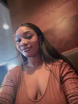 Snapshot of __Nessa__ chatting on February 2025 11:50:02 AM   Nessa   online show from February 2025 11:50:02 AM