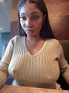 Snapshot of __Nessa__ chatting on March 2025 11:45:02 AM   Nessa   online show from March 2025 11:45:02 AM