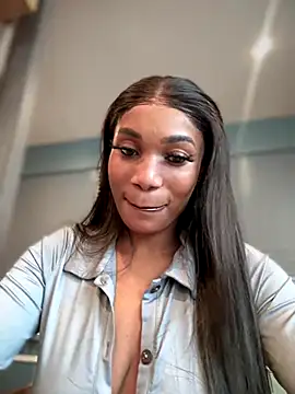 Snapshot of __Nessa__ chatting on September 2025 11:04:02 AM   Nessa   online show from September 2025 11:04:02 AM